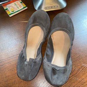 Torrid scrunch flats